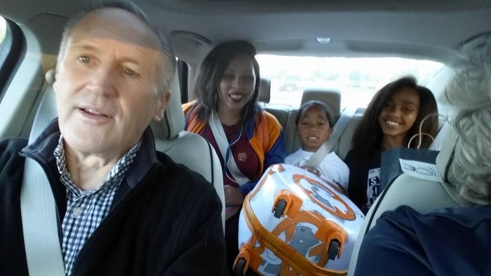 Uncle Paul.....driving to school this morning with my brother Dale Glynn's GREAT grandchildren Tasha 17,  Avant 9, and Tanna 16.... With NaTasha Harrell and Berniece Harrell.