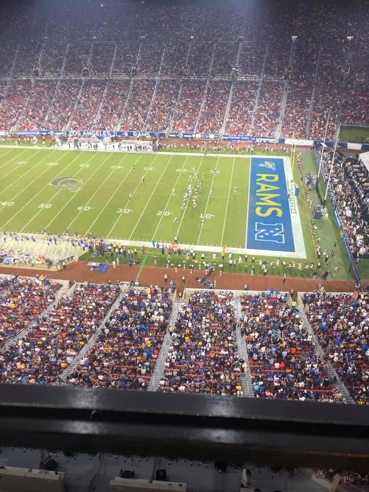 Kind of disappointing stadium. Expected more.