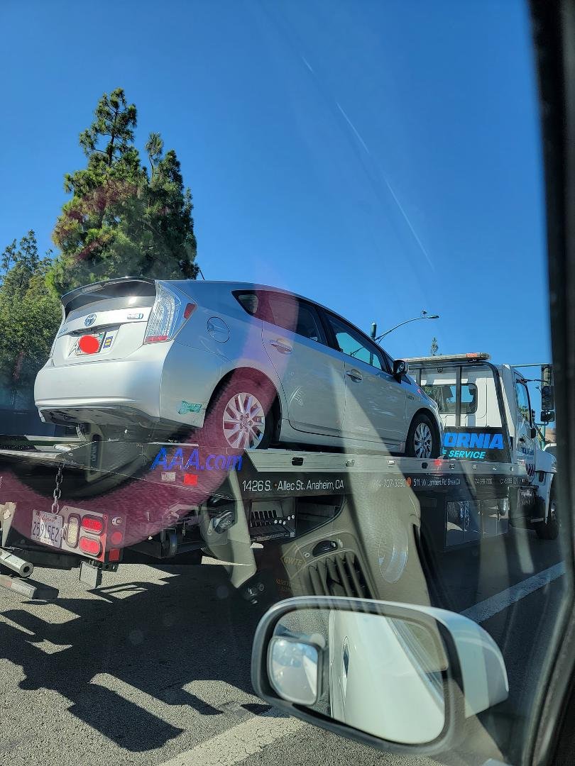 Some idiot had their car at TDA for three full days and had to get towed... lol
I am the idiot.
😩
*some people are thinking that I am just a jerk, but this is MY car 🤣*