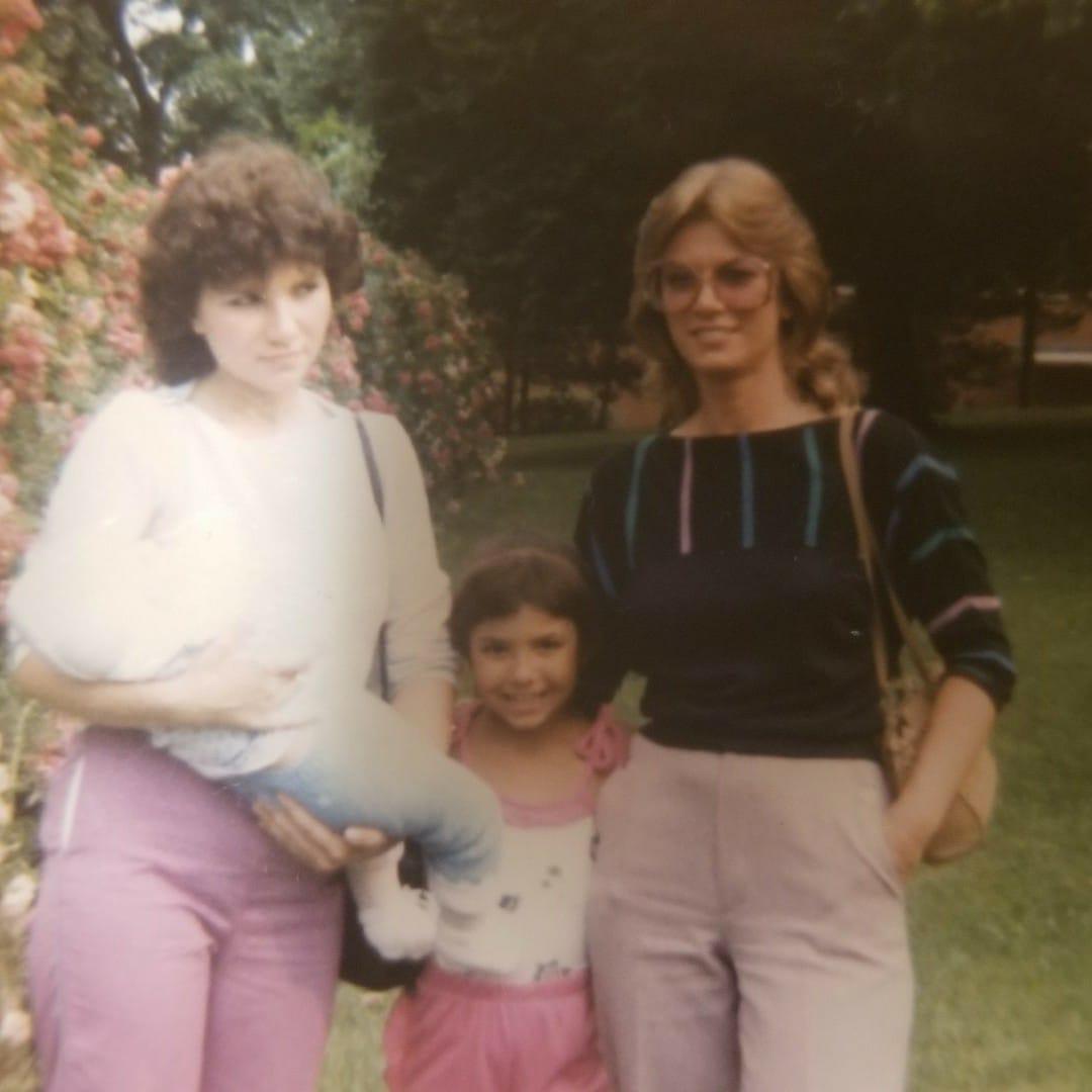 MY BEAUTIFUL LADY & DAUGHTER 
ON THE RIGHT