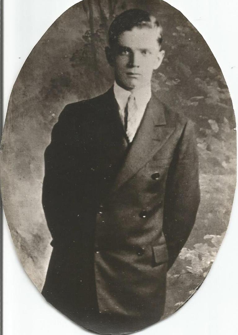 Happy 109 birthday to my father in heaven.