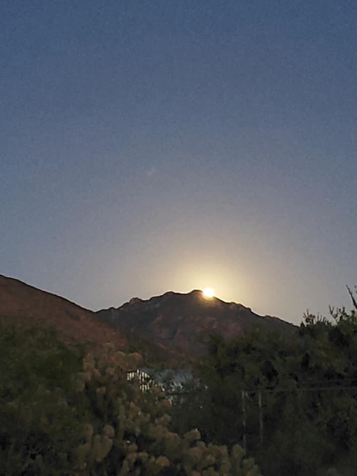 Michael Waters' album, Mobile Uploads