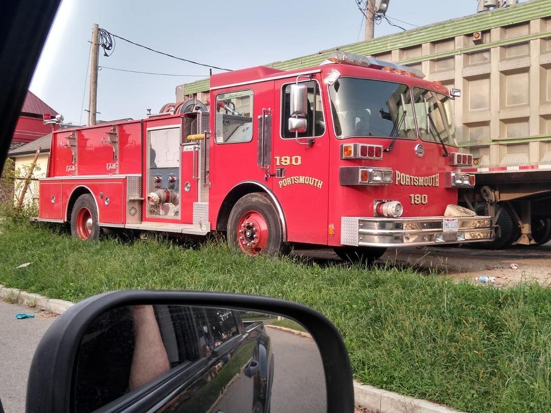 Wonder if I could talk the current owner of this truck out of it, never had a sutphen before?