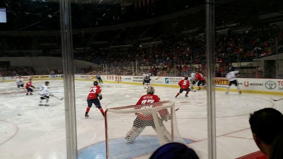 59 seconds into the game Winterhawks score. Off to a good start