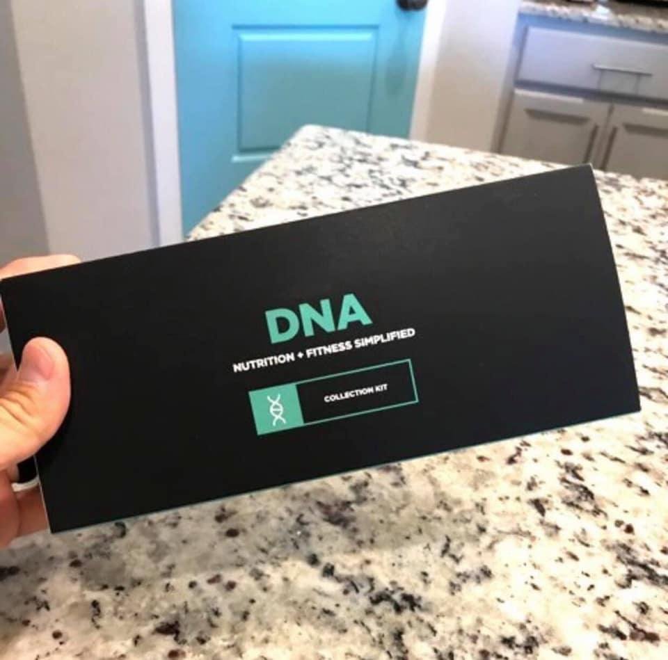 Have you ever wondered why two people can eat the same diet, do the same workouts, take the same products, but have completely different results? 🤷‍♀️ Well I have and I’m going to find out why! 
Why Kimberly Kraynak Camard