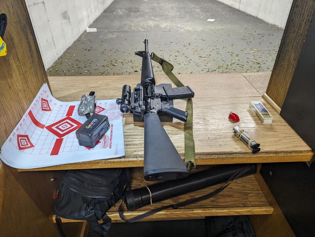 Visited the range this morning, along with my friend Joe Polisano and his 17-year-old daughter, Lia. Took along my AR-15 and my S&W Victory 22 pistol, while Joe showed up with his IWI Tavor bullpup rifle. The highlight of