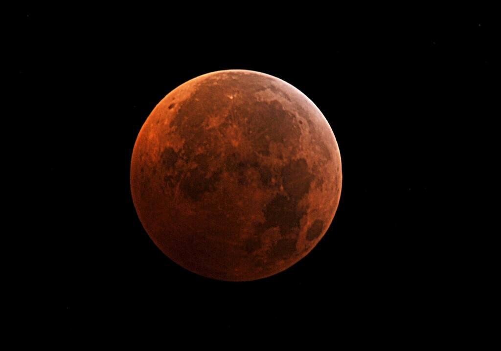 About time a lunar eclipse worked around my schedule lol 5 am - having coffee - chilling w/a cool blood moon