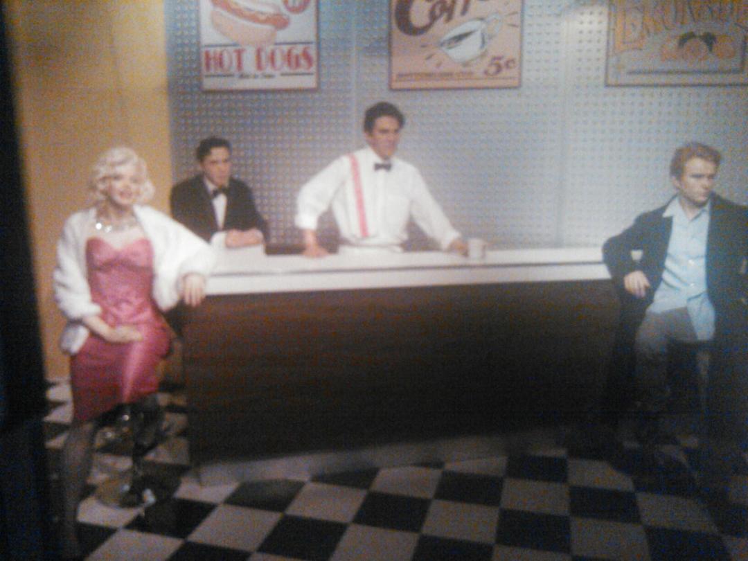 Al Moore's album, Mobile uploads