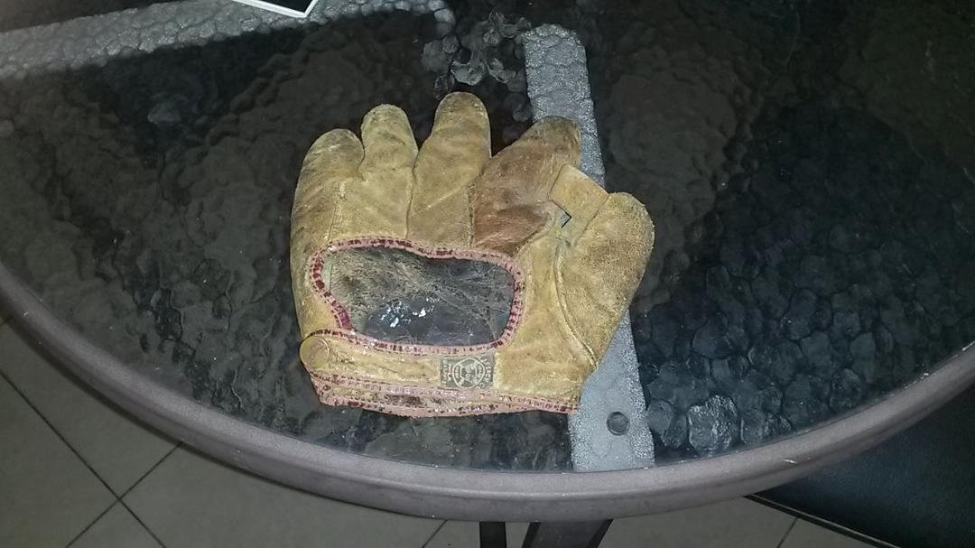 Despite this glove from the 1923 World Series it could be Babe Ruthbut we don't know but it is from the 1923 $46,000 it's mine