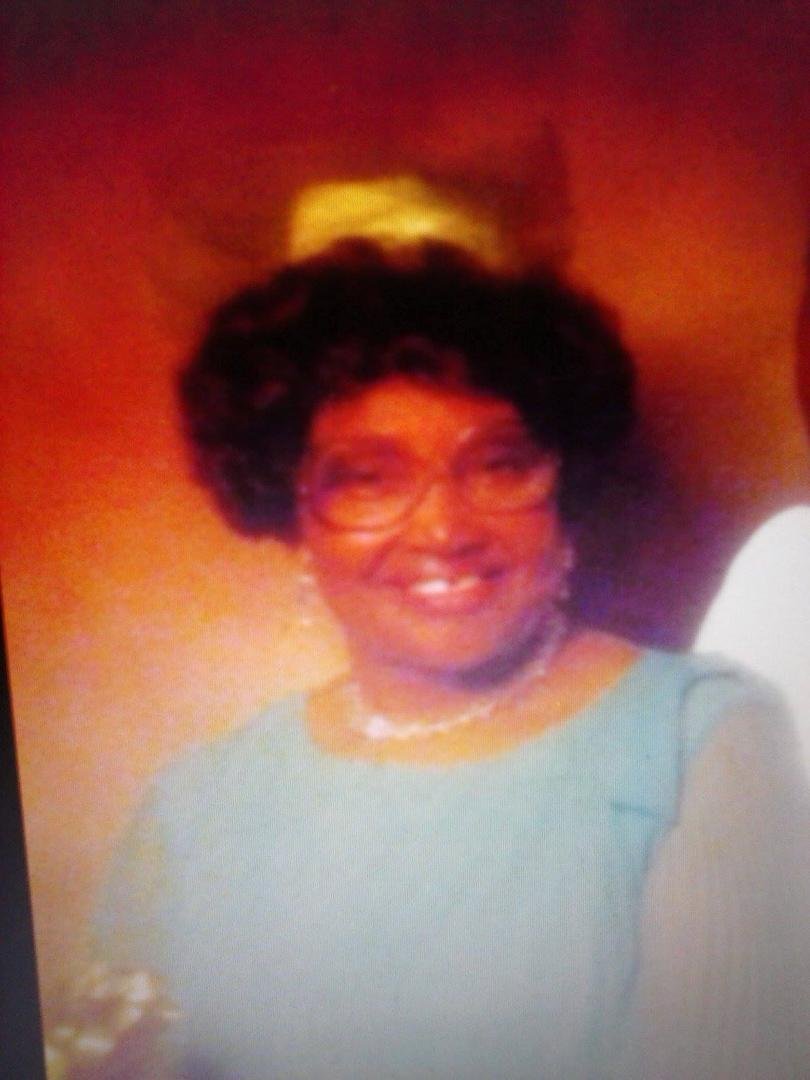 Mom, though my heart is heavy, I know you are rejoicing in heaven. RIP.
Annie Mae Smith (May 25, 1927 - March 14, 2014).