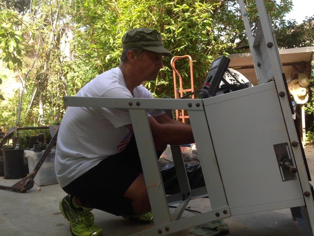 My tablesaw stopped working yesterday so i'm troubleshooting it this morning. Need to finish a list of 'Honey Do's" for my LOVING wife and family photographer Janet Dy Pueco-Baker and need my saw working.
