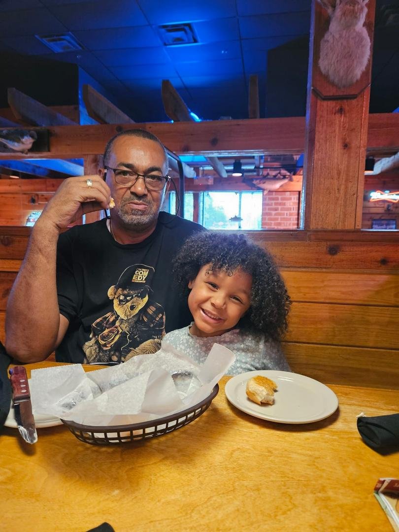 Me and the brat,Texas road house