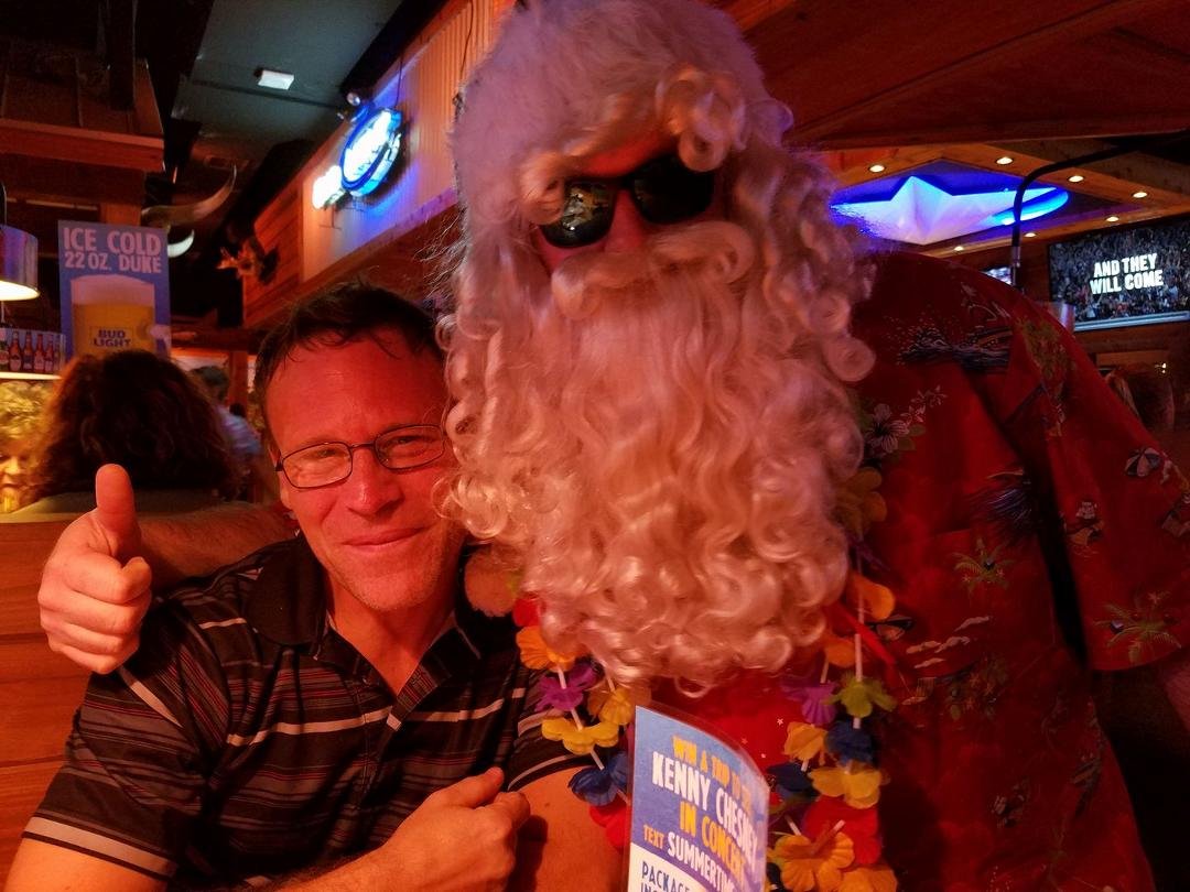 Thanks, everyone for the birthday wishes. I had a great time. I went out to Texas Roadhouse with my friend Anthony Omar & we ran into Santa. 😁