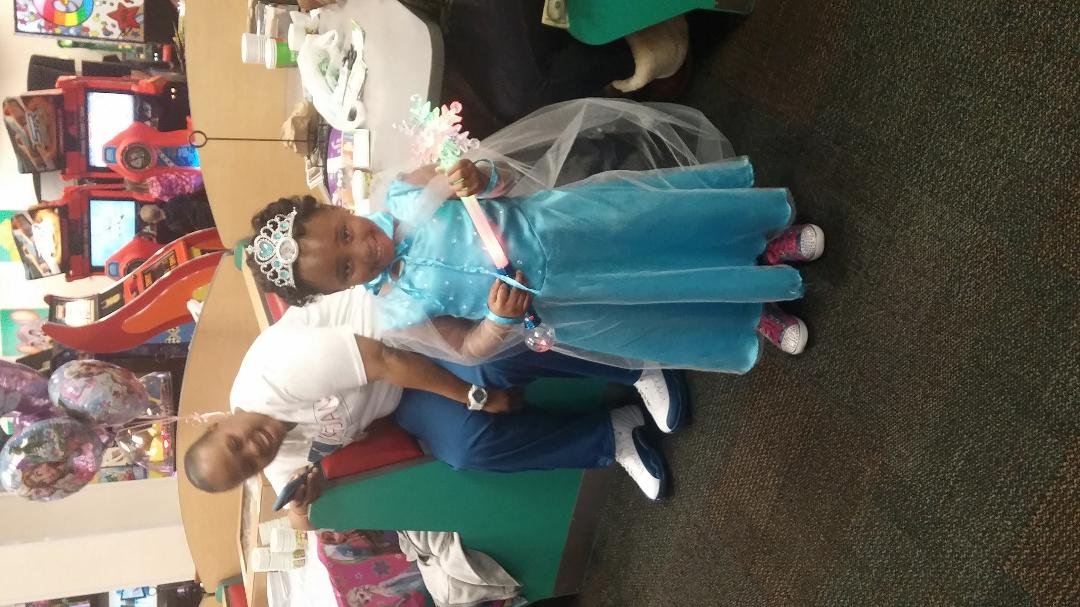 Queen Elsa don't play.