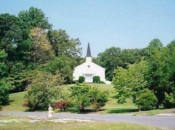 Finally...waking up to clear skies and 60 degree morning. A touch of autumn in the air and time to head off to church.
