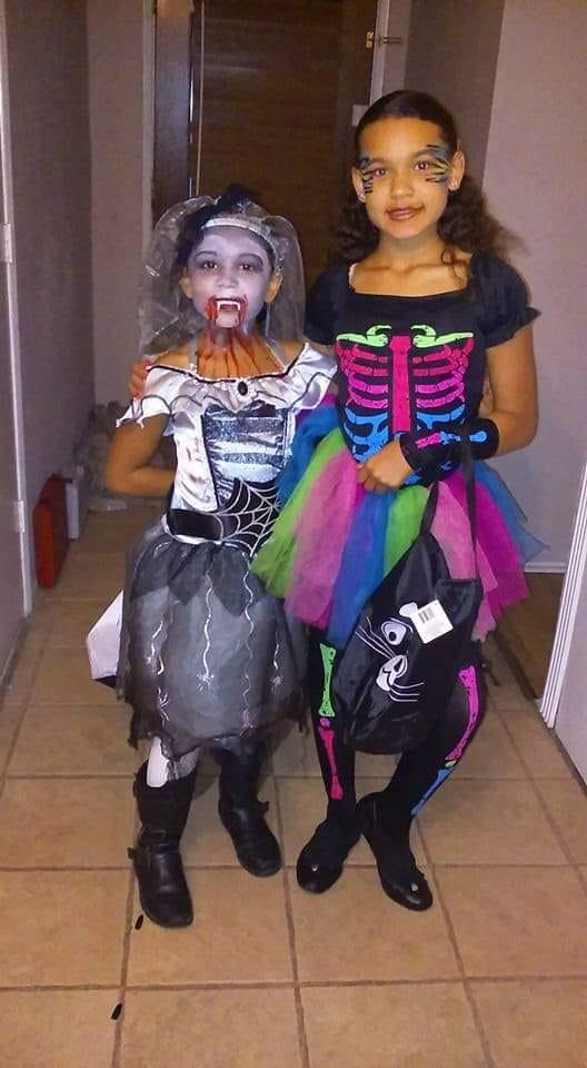 2015 Halloween 🎃 🎃
Man how i miss my nieces😔😔