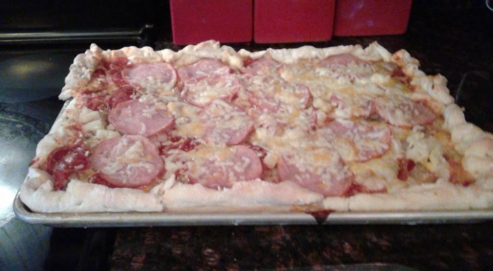 No school # home made pizza  yummy # lucky  kids