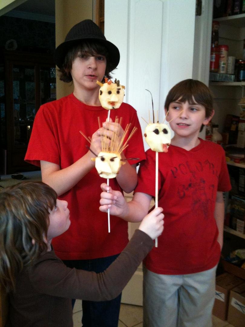 Making shrunken heAds. Where is gramma?