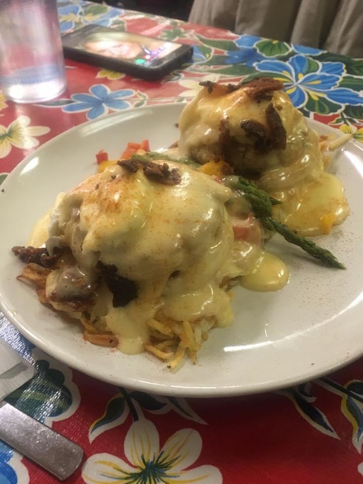 MOJO's eggs Benedict at Doo Dah Diner