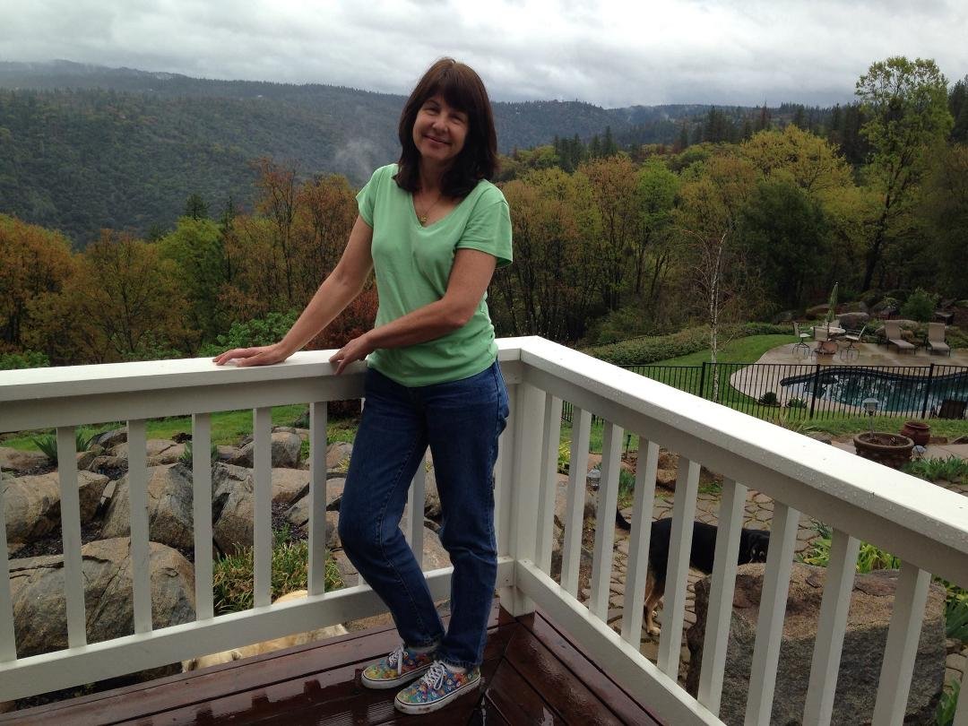 Visiting my friend, Celeste, in California's Gold country ( God's country?) on a mission to find what my soul is craving. The natural beauty of the land gives the peace and comfort that life in crazy, crowded Southern Cali