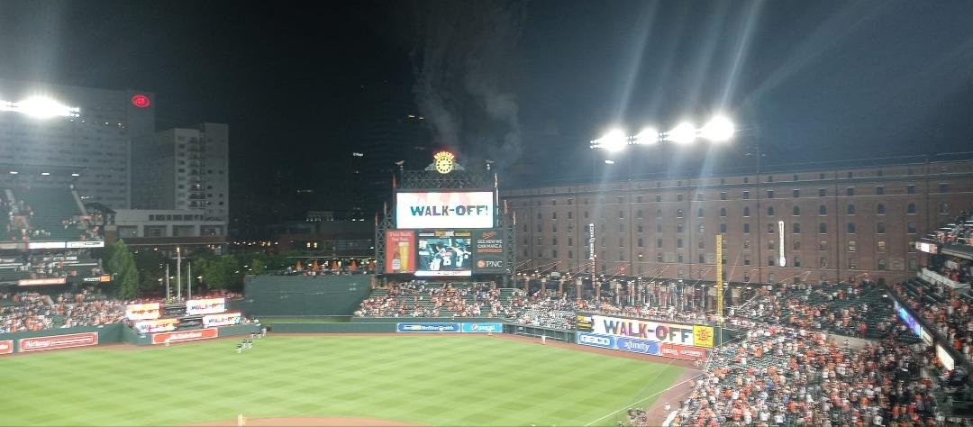 Orioles walk off a win over the Yankees at 1 AM!