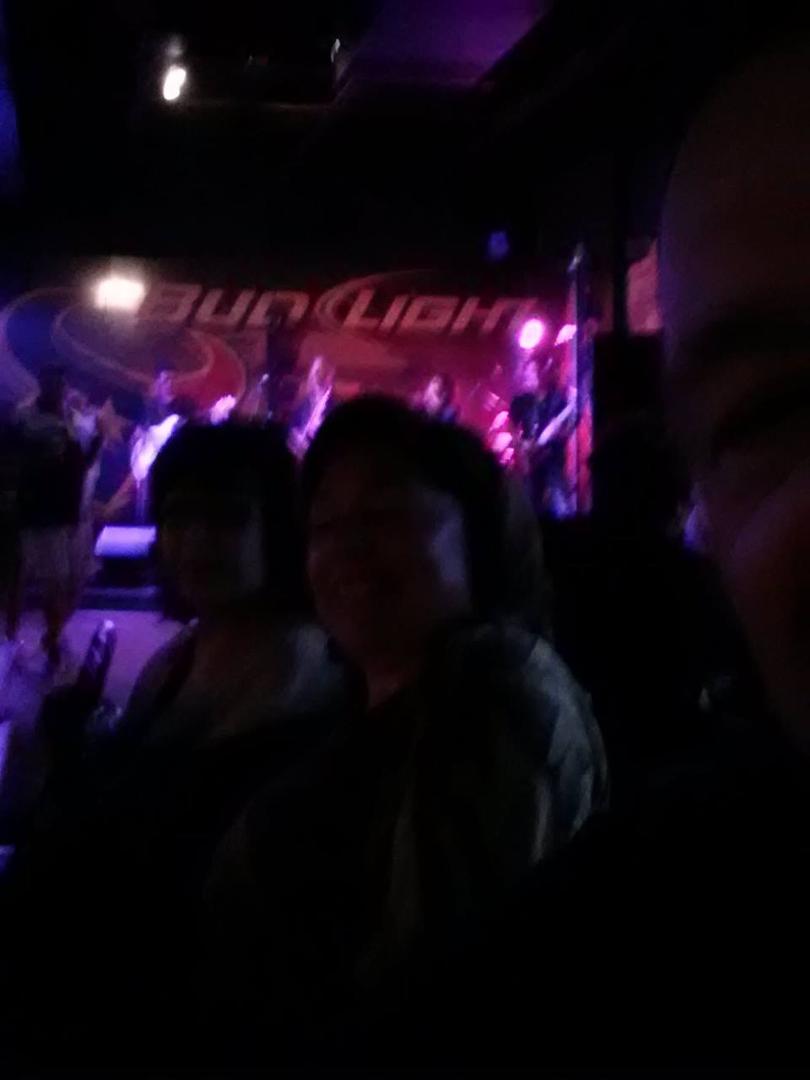 A few beers a good band my wife birthday too ...rock & roll .... happy f..in bi etat heat baby - yum