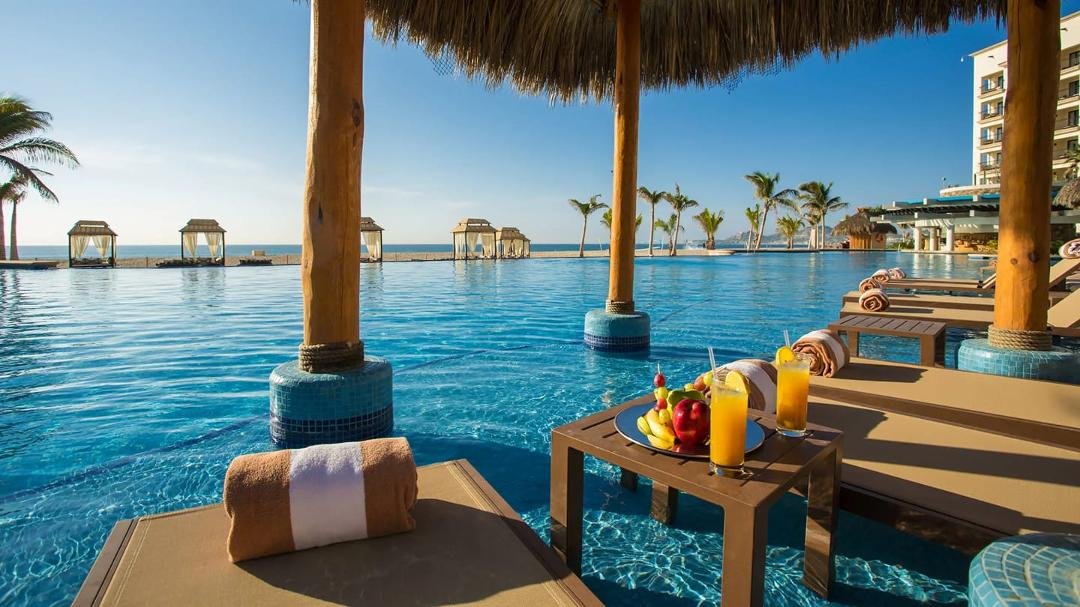 In Just a littole over a week Tina and I will be sitting hear.All Expence payed Trip with Avon to Los cabos Mexico we work hard but we play just as hard