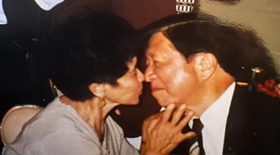 Stumbled upon a photo of my parents and it brought a smile to my face!