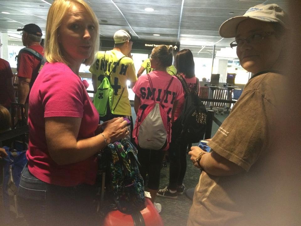Here we are at Orlando airport and what are Jennifer and Adrienne doing?!!! Playing with their Phones. What the......you ca always do that at home anytime