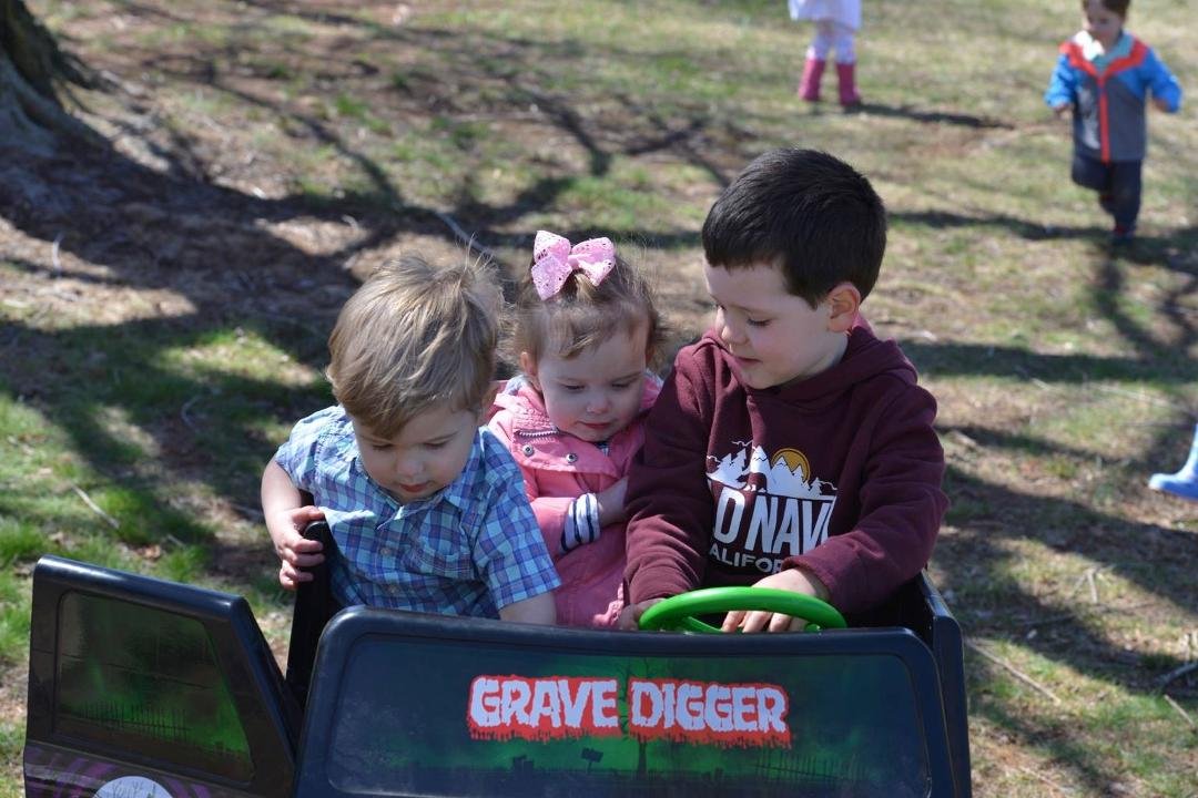 Great time today at Jessica Foster’s estate!  Thank you and your great husband and kids.