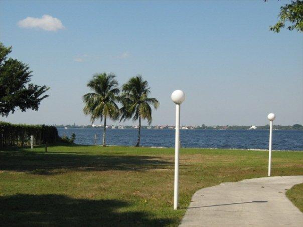 Sidewalk going to the pier