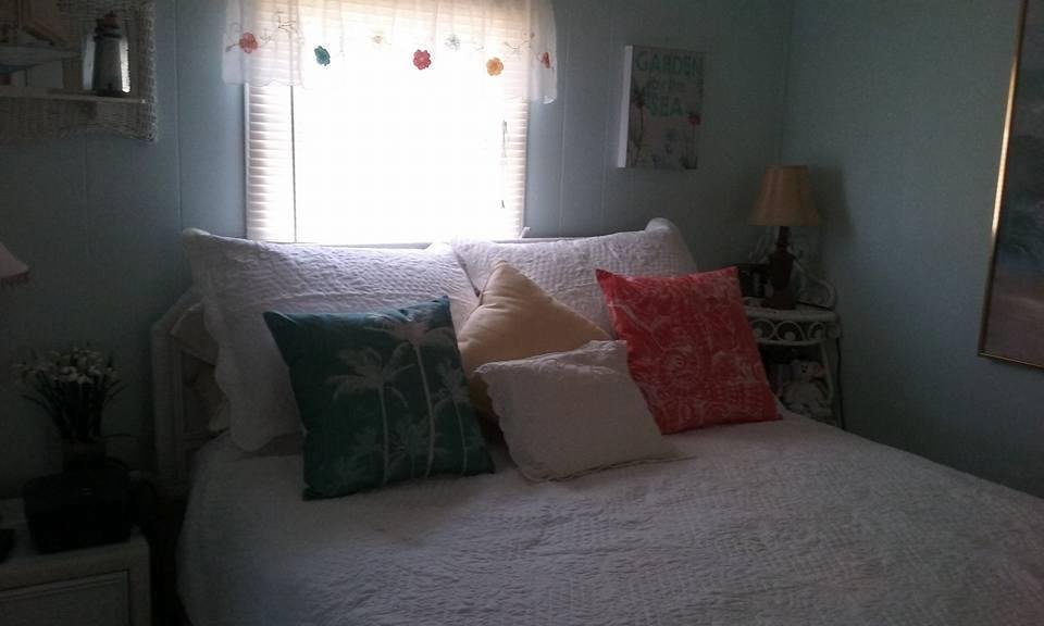 Anne Boisvert's album, Mobile Uploads