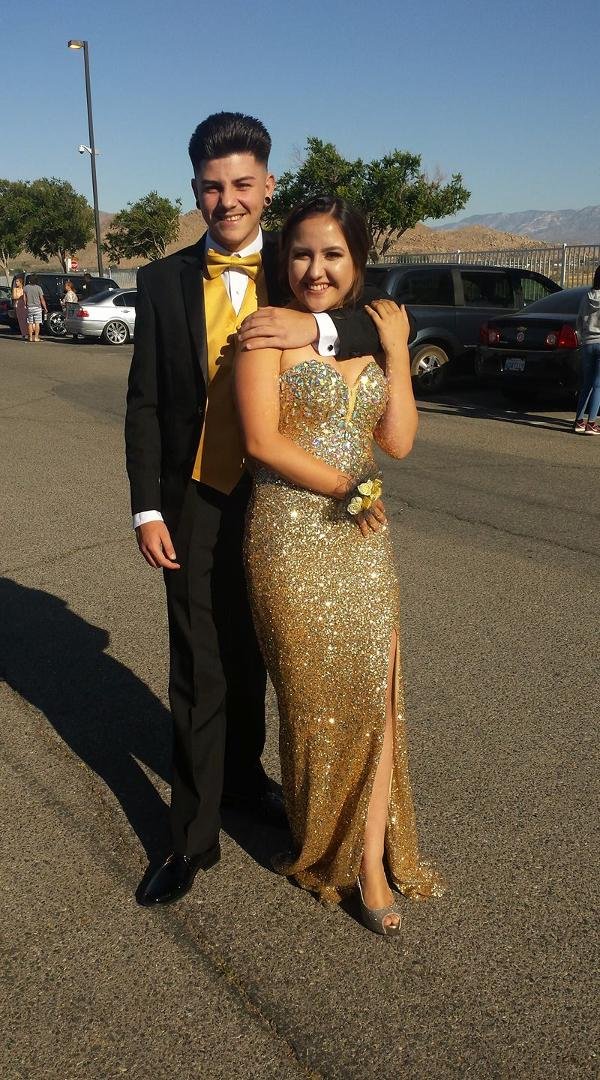 John and Rebecca leaving for prom at the Richard Nixon
Presidental Library - Neon Gardens