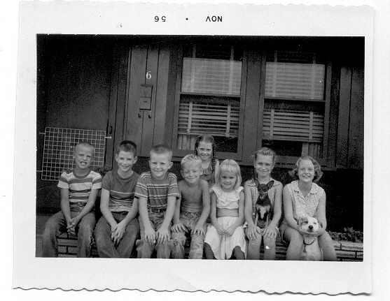 Circle P Gang - Mike Allen, Charles Dean, Mike Thomsen, Keeter Goforth, Patty Thomsen Duhon, Paulette Goforth, Linda Middleton; Kathy Thomsen in back; Rick Thomsen shadowing behind the screen