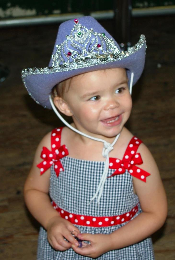 Cowgirl grand daughter Lilly in Bandera, Texas