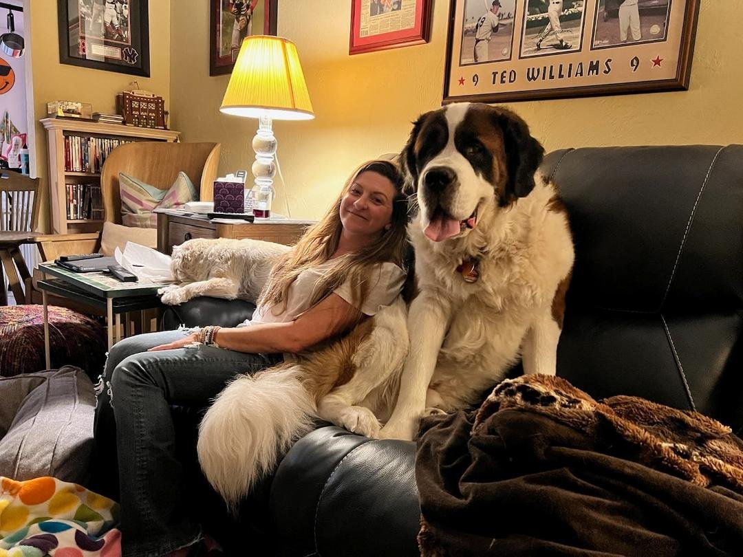 Max and Lisa just hanging out!