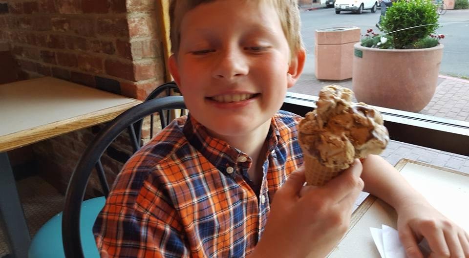 Ah, to be 10 again and enjoying ice cream