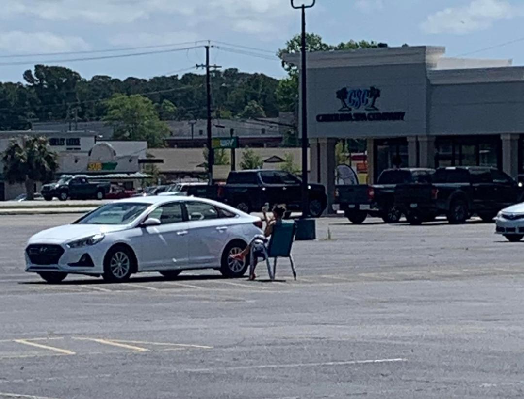 Come on lady….its like 15 min to drive to the beach. Nice day but…….make that drive!!!!