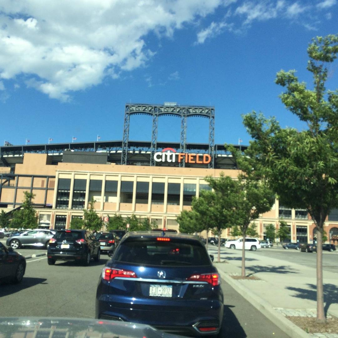 CitiField home of theMets!! Thanks to
My younger brother Michael, he was so generous to take me to New York for our first trip to the New CitiField!!  Yes, the first thing he asked me when he picked me up is if I had my Vis