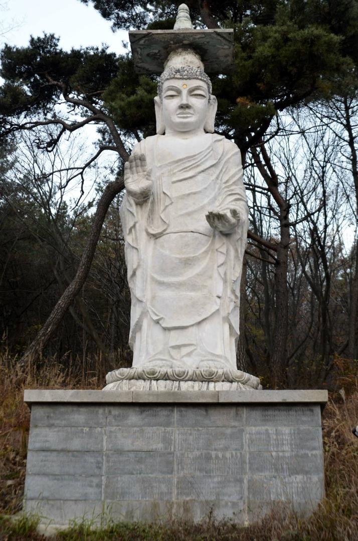Yonggungsa Temple