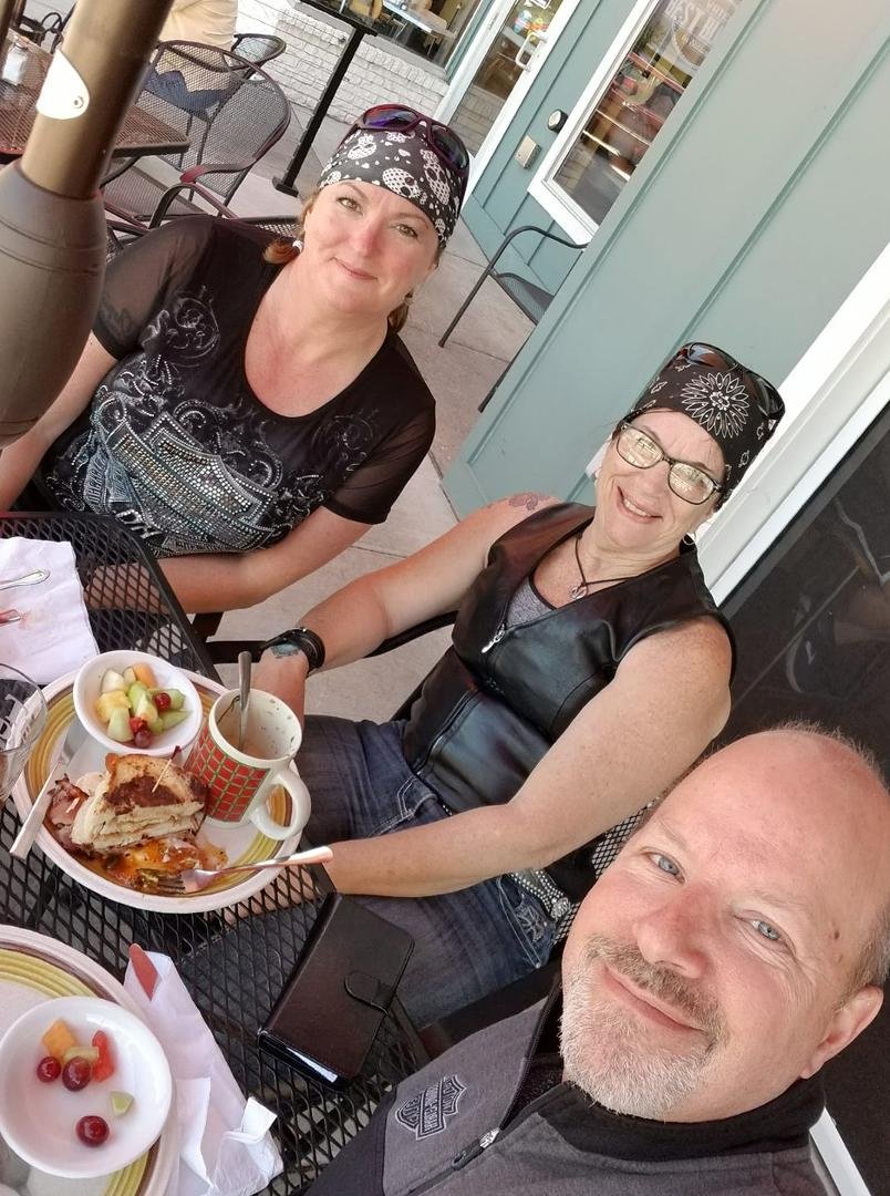 A beautiful day with two beautiful ladies.