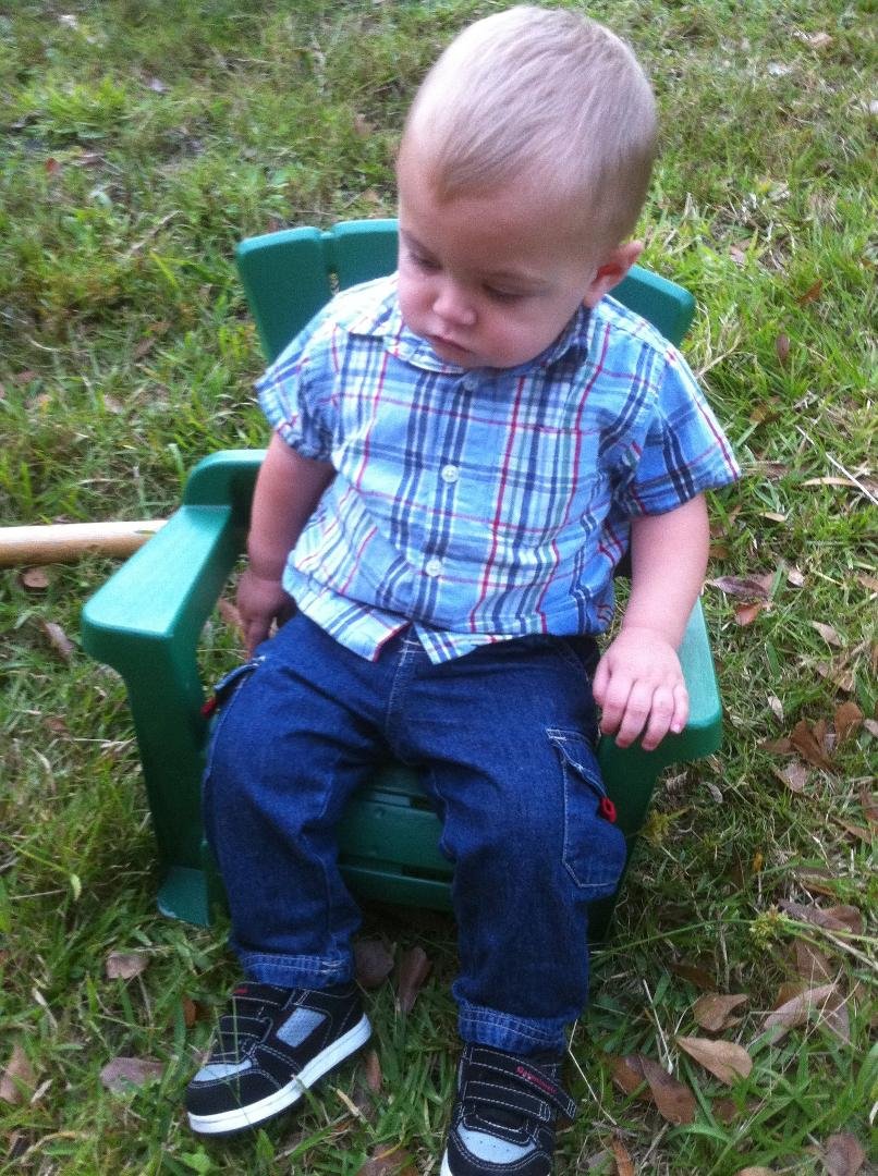 Mason taking it easy.