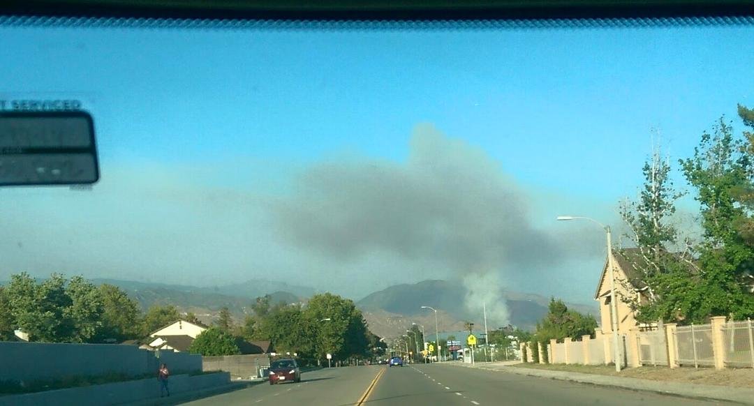 Fire in Del Rosa area of HIGHLAND, today.