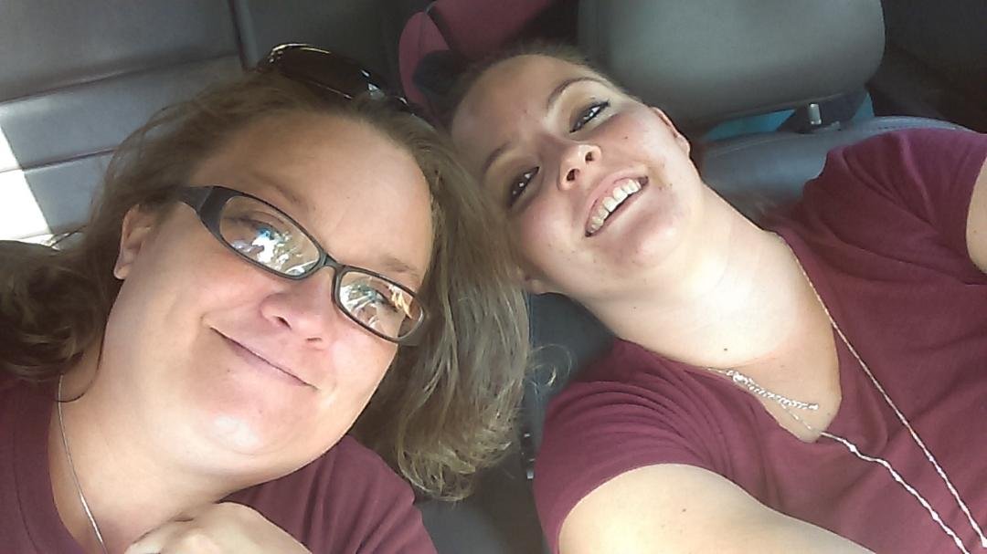 Chilling with the bestie Tiffany Freeman