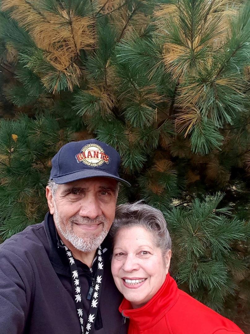 Got out for a walk at the Crossings.
.have never seen variegated color pine trees..don't believe they are turning color b/c they are dying because the color was too symmetrical on dozens of those trees..anyway, it was a go