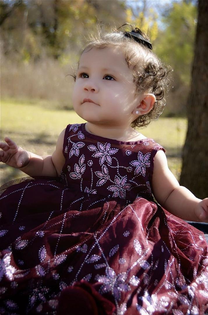isnt my grand DAUGHTER beautiful.ms.Arianna