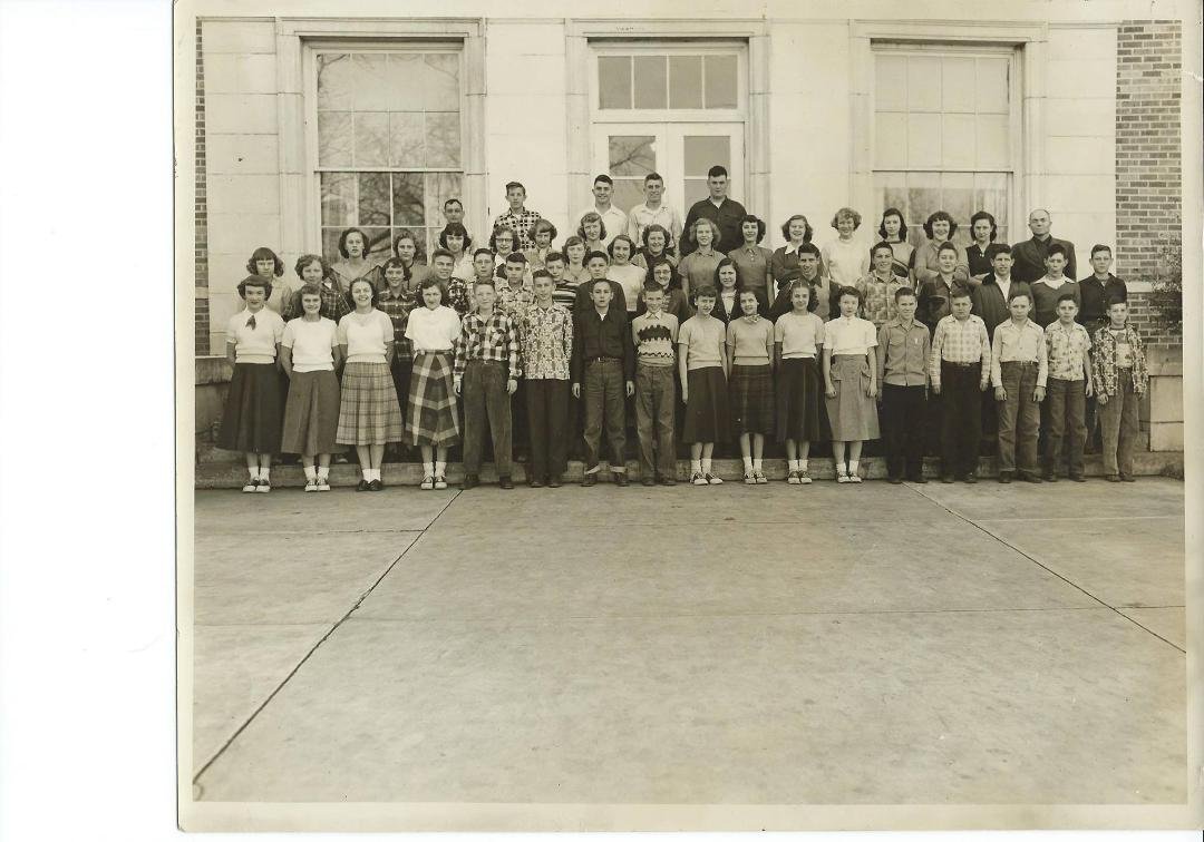 anyone know any of these TBT Sophmore Class HHS 1953 see hpw many you can name where have they ALL GONE anyone recognize yourself be my friend I'm behind John Mitchell Smith. lots of pretty girls in this Class