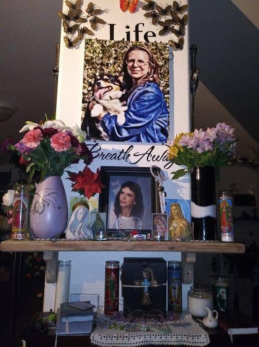her immediate family's tribute to my cousin, Ellen