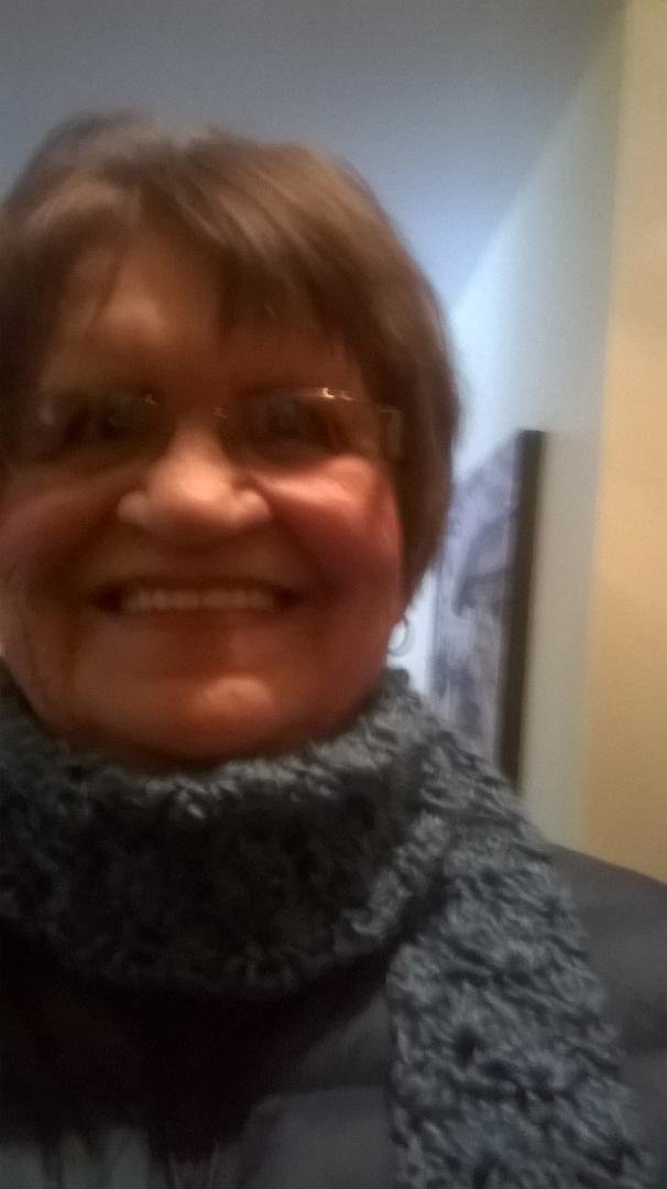Vicki, here is a better picture of the scarf