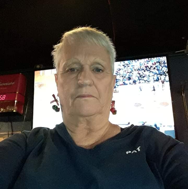 Pat Johnson's album, Mobile uploads